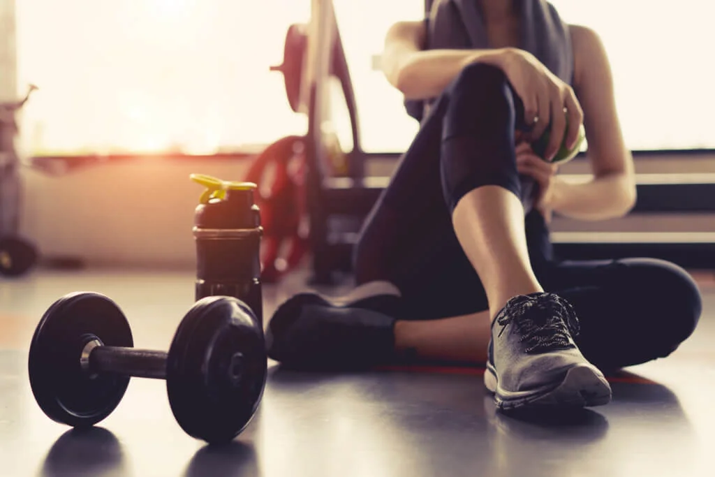 8 reasons women need to lift weights